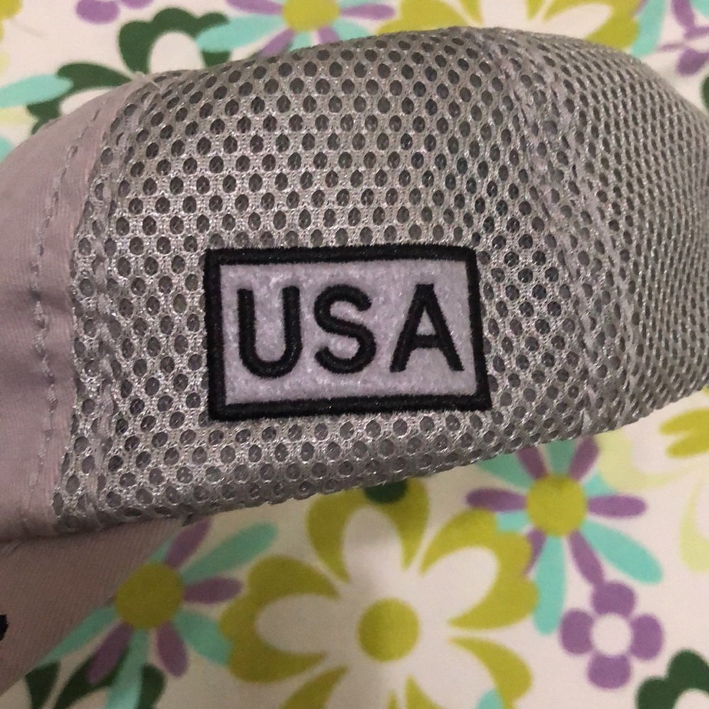 Gray Cap/Hat- Os - image 4